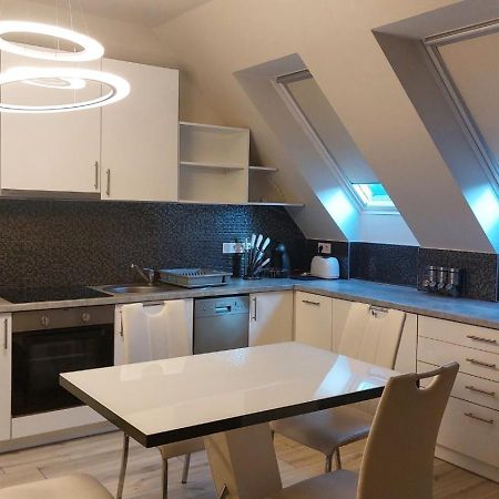 شقة Hajnal Apartman سيغيد المظهر الخارجي الصورة