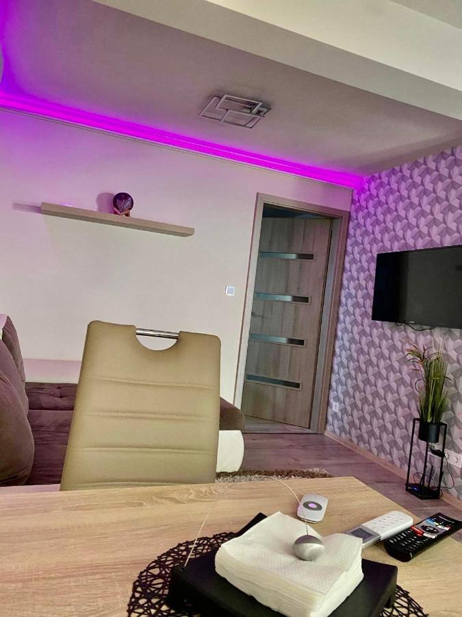 شقة Hajnal Apartman سيغيد المظهر الخارجي الصورة