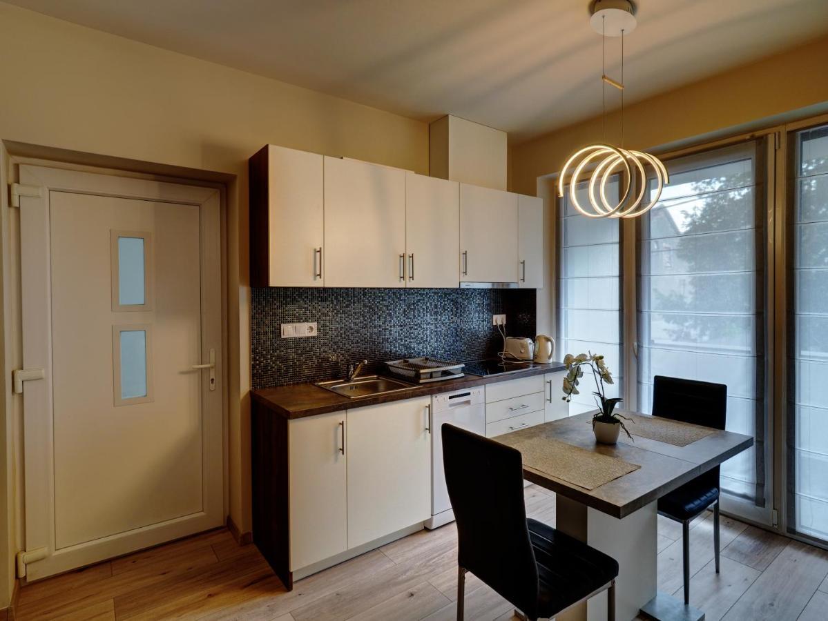 شقة Hajnal Apartman سيغيد المظهر الخارجي الصورة