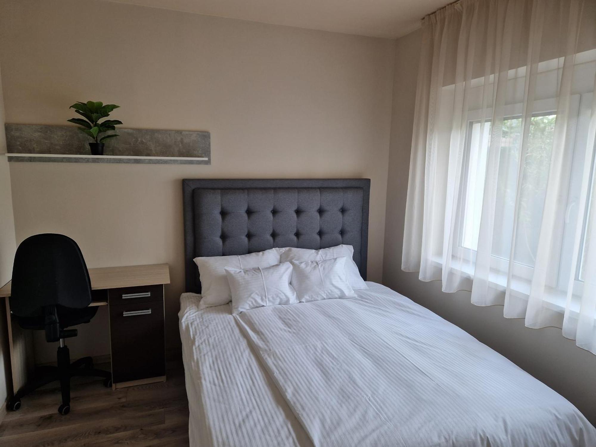 شقة Hajnal Apartman سيغيد الغرفة الصورة